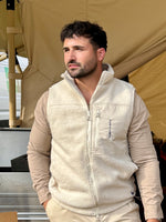 Safari Shackle Gilet